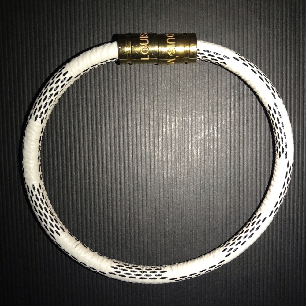 Louis Vutton bracelet
